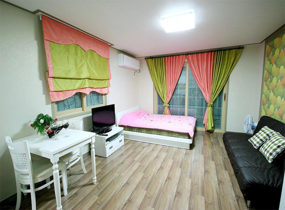 Ever Green Pension กอเจ ภายนอก รูปภาพ